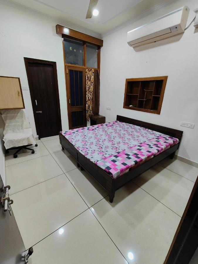 Chandigarh Home Exterior foto